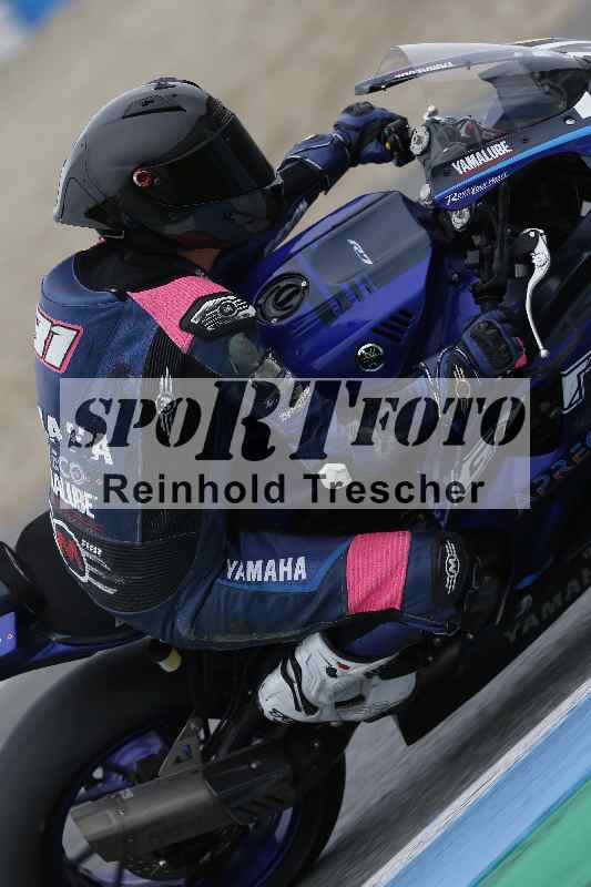 Archiv-2025/02 28.-31.01.2025 Moto Center Thun Jerez/gruen-green/404